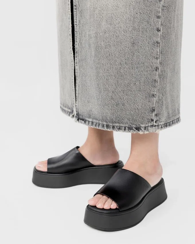 Courtney-Sandalen