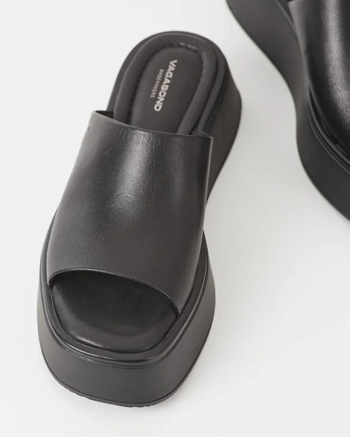 Courtney-Sandalen