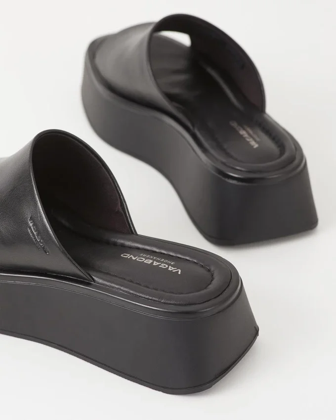 Courtney-Sandalen