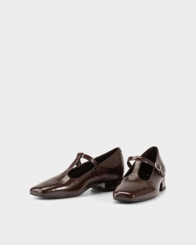 Debbi-pumps