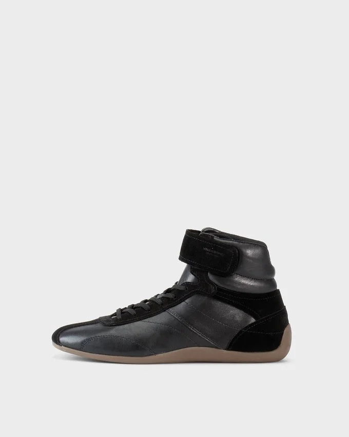 Hollie Sneakers