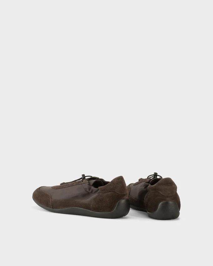 Hollie Sneakers