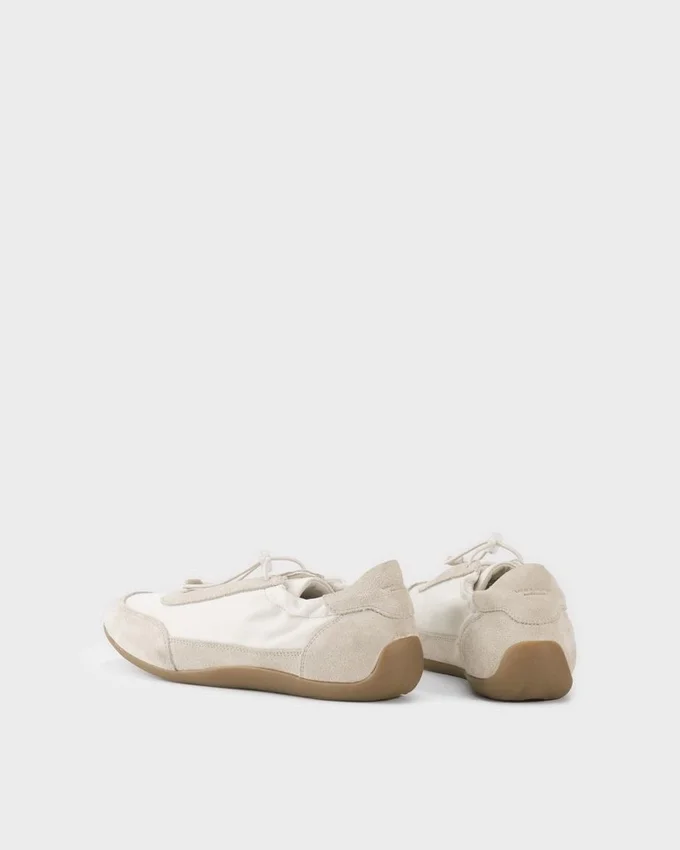 Hollie Sneakers