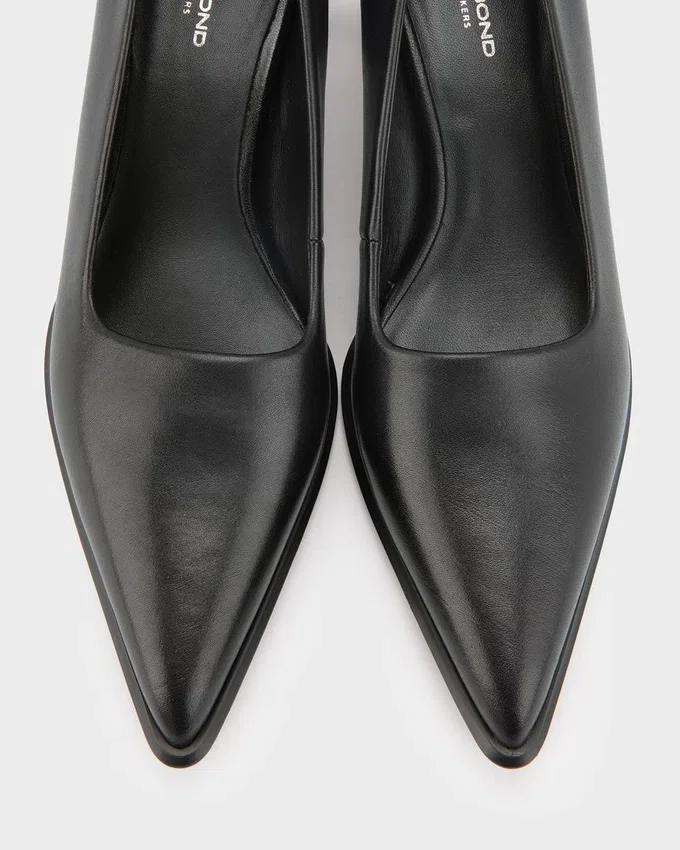 Ilona Pumps
