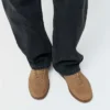 Leo Sneakers