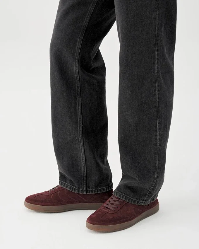 Leo Sneakers