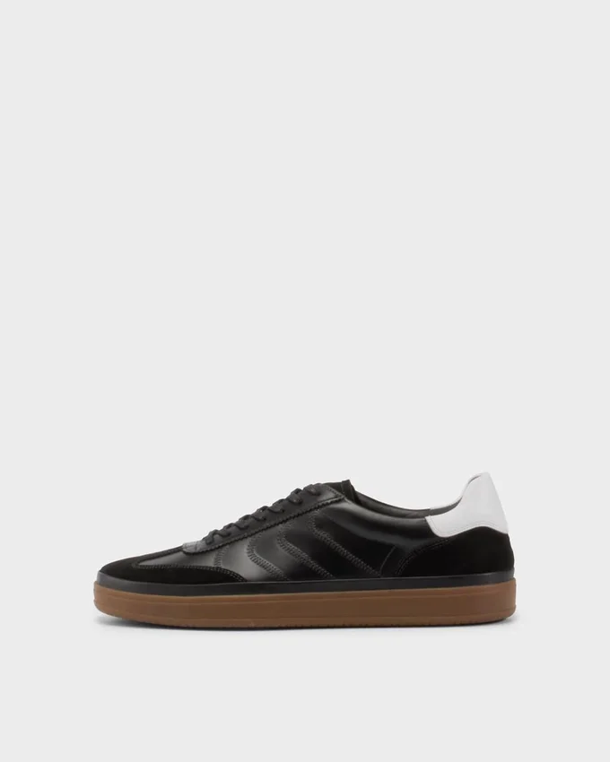 Leo Sneakers