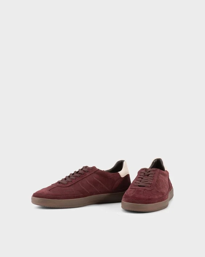 Leo Sneakers