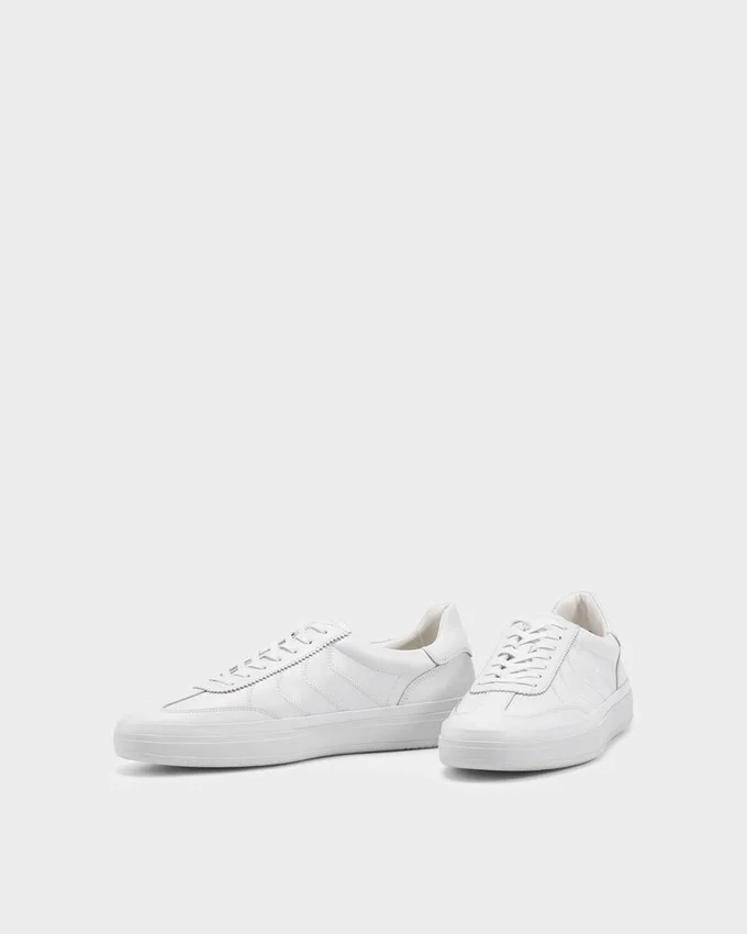 Leo Sneakers