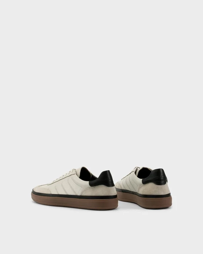 Leo Sneakers