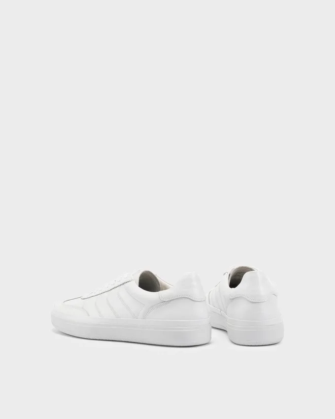 Leo Sneakers