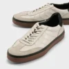 Leo Sneakers