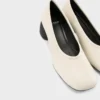 Livia Pumps