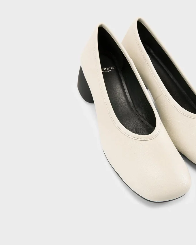 Livia Pumps