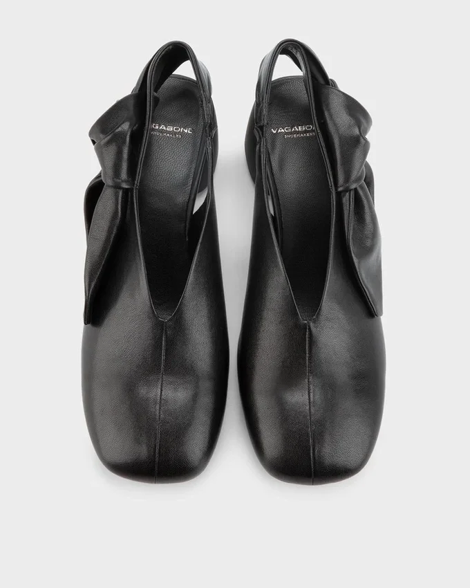 Livia Pumps